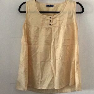 EUC A cut tank top blouse in soft cotton sateen with pleat and button placket